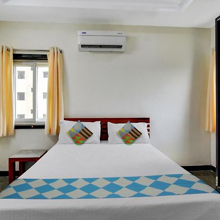 Oyo Home Msr Guest Inn Homestay Nellore Exterior photo