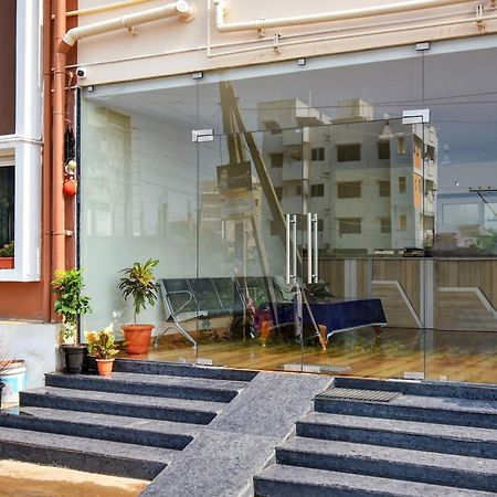 Oyo Home Msr Guest Inn Homestay Nellore Exterior photo