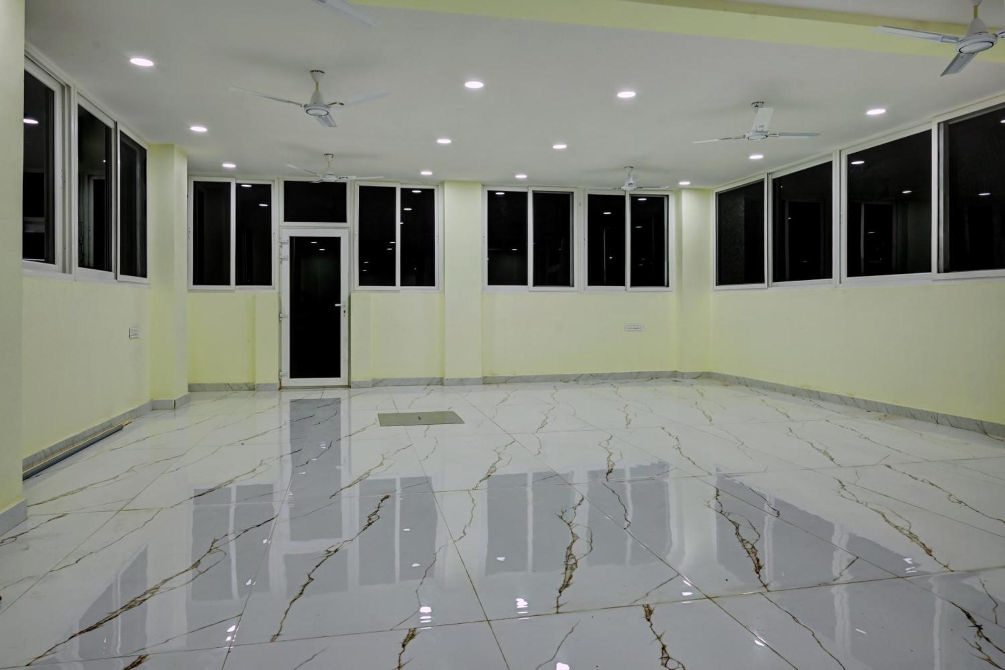Oyo Home Msr Guest Inn Homestay Nellore Exterior photo