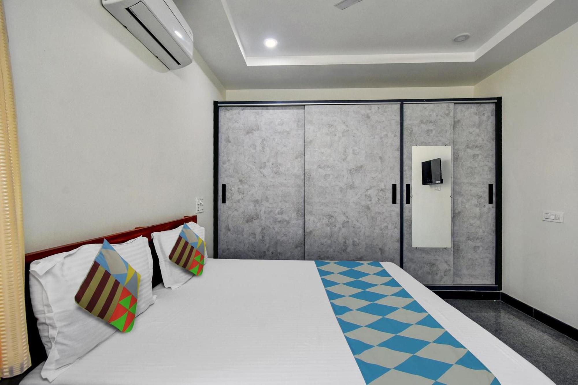 Oyo Home Msr Guest Inn Homestay Nellore Exterior photo