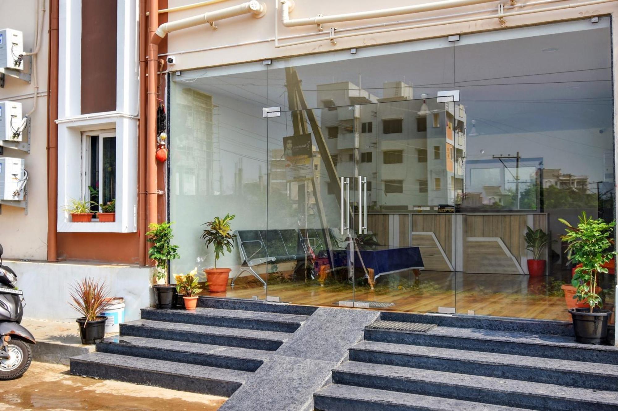 Oyo Home Msr Guest Inn Homestay Nellore Exterior photo