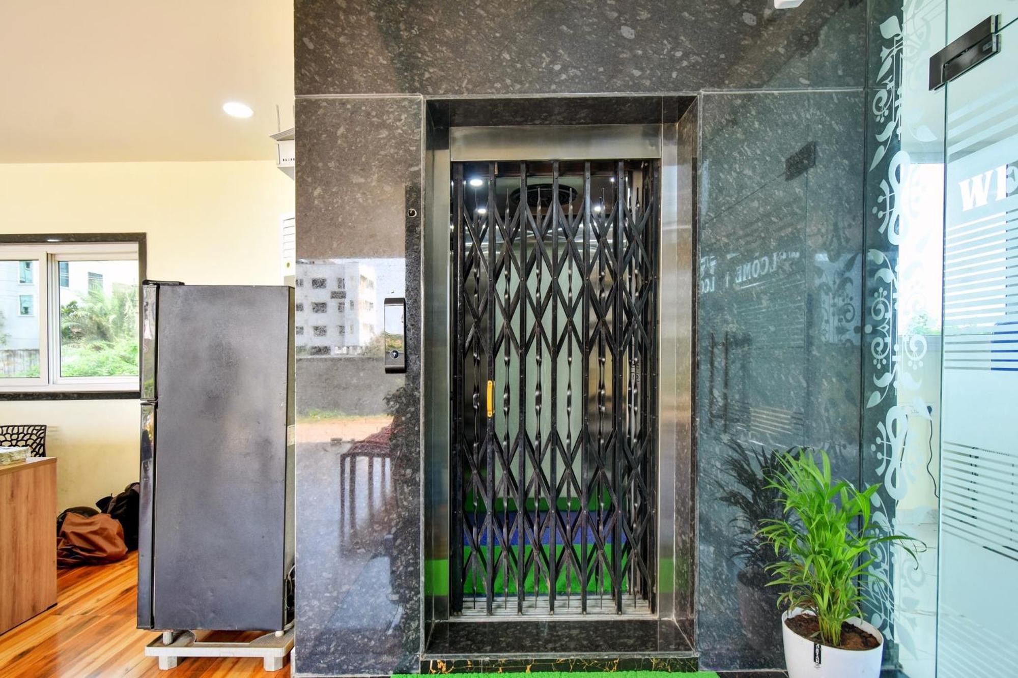 Oyo Home Msr Guest Inn Homestay Nellore Exterior photo