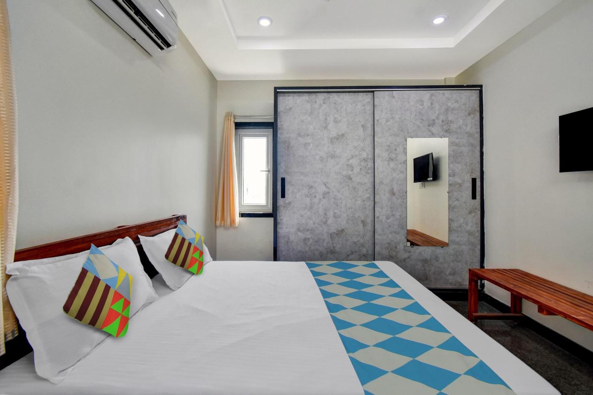 Oyo Home Msr Guest Inn Homestay Nellore Exterior photo